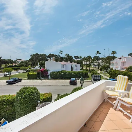 Mng Elliott50 Vale do Lobo