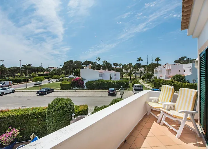 Mng Elliott50 Vale do Lobo